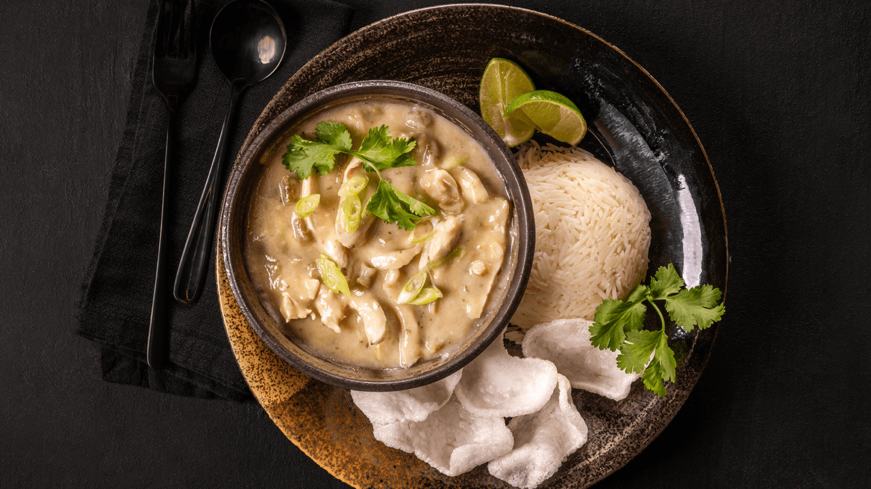 A dish showing a Thai green curry